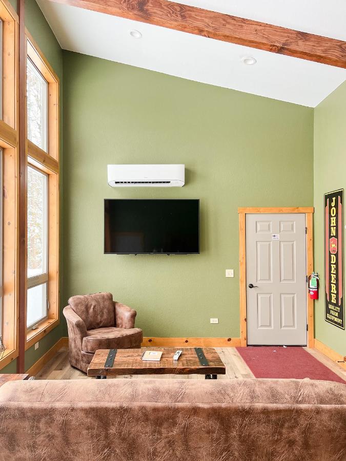 Mercer Cranberry Inn מראה חיצוני תמונה